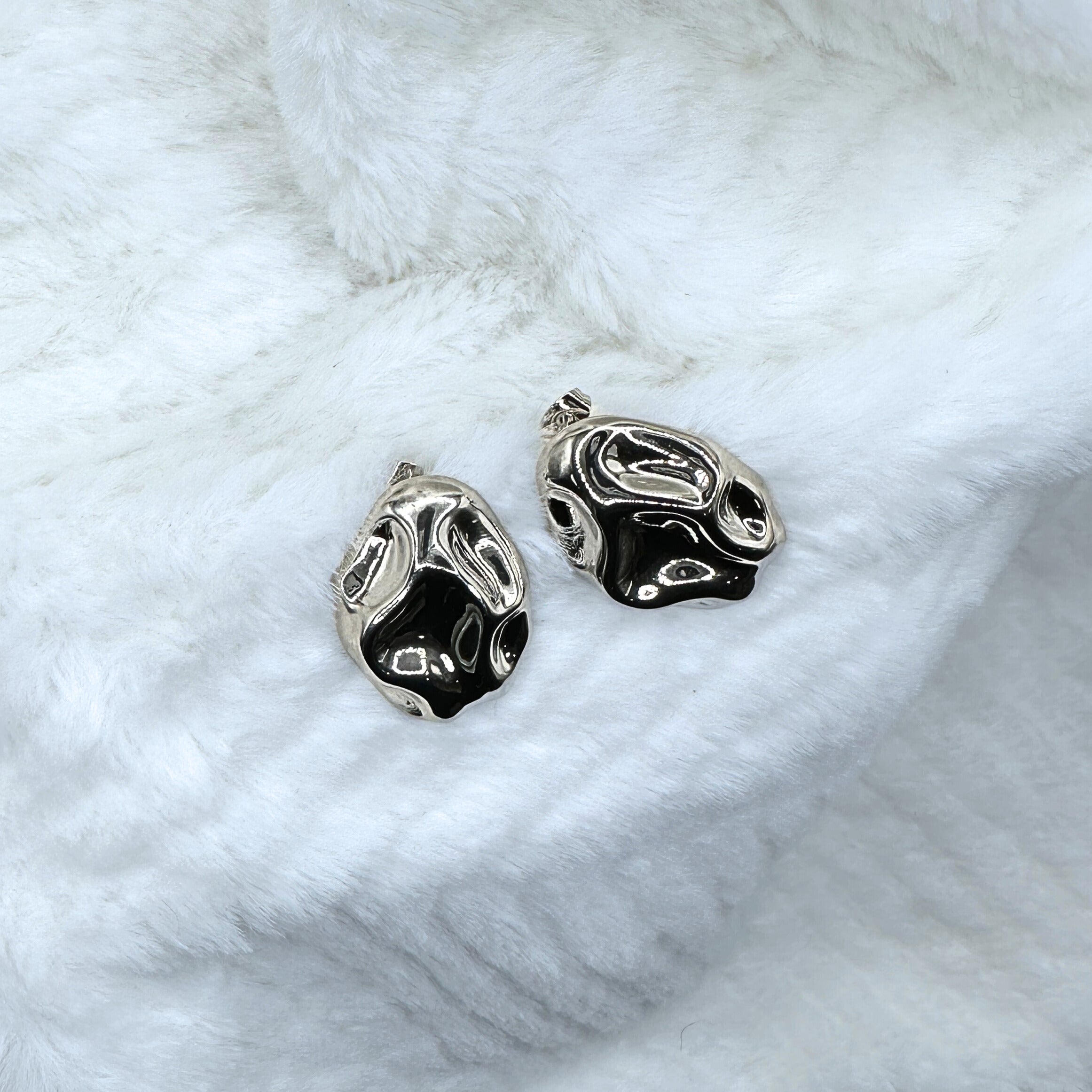 MAD SO CREATION Laure boucles d'oreilles argent texturé
