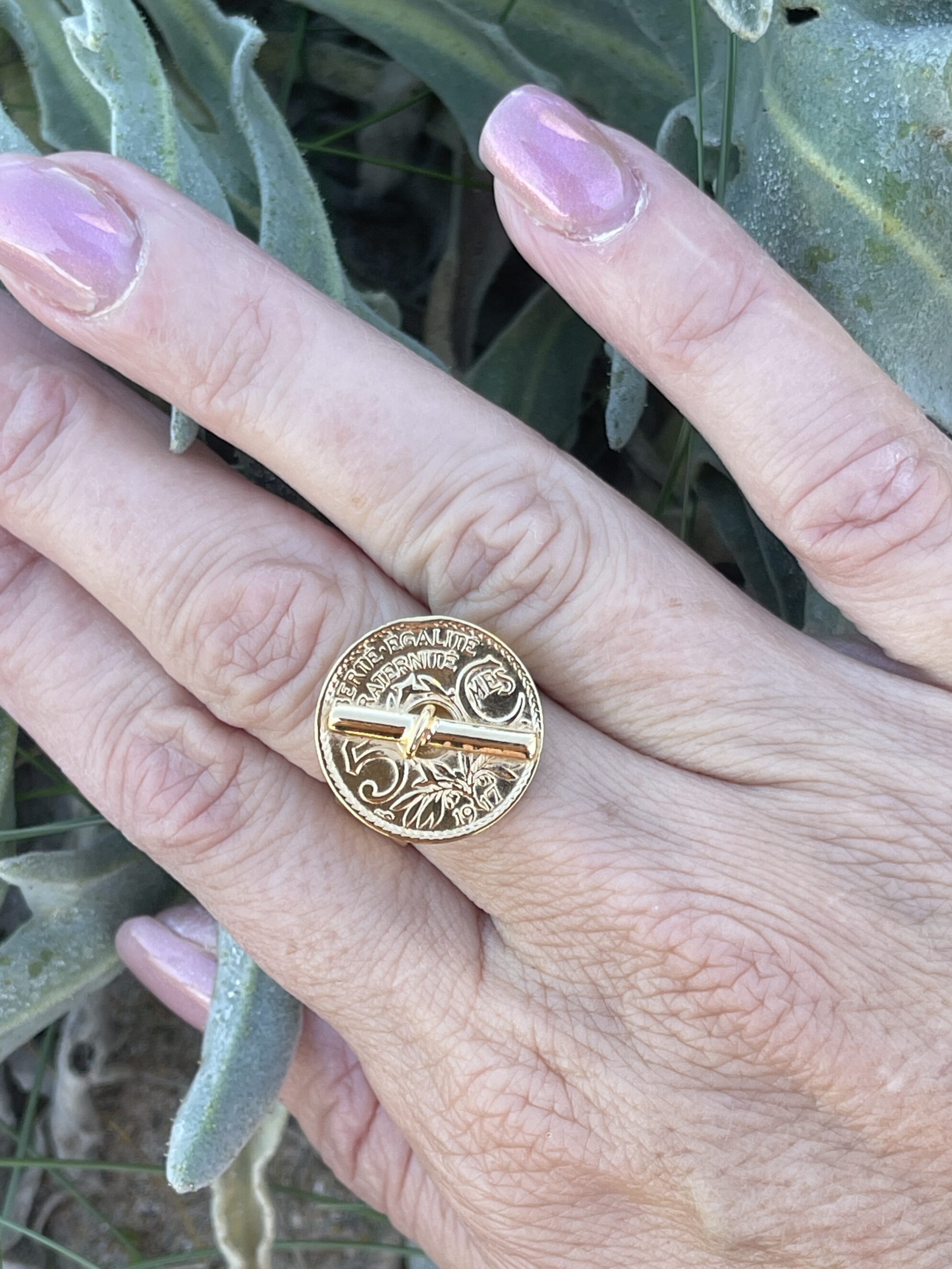 Le P’tit Franc Rosa bague pièce jonc réglable plaqué or