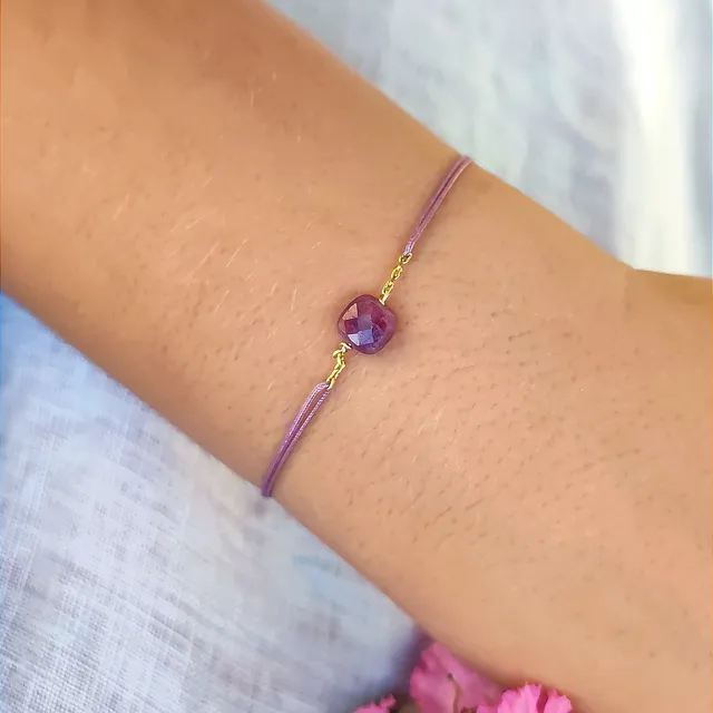 Ô PLUM Cordon Rubis d'Inde bracelet plaqué or pierre carrée