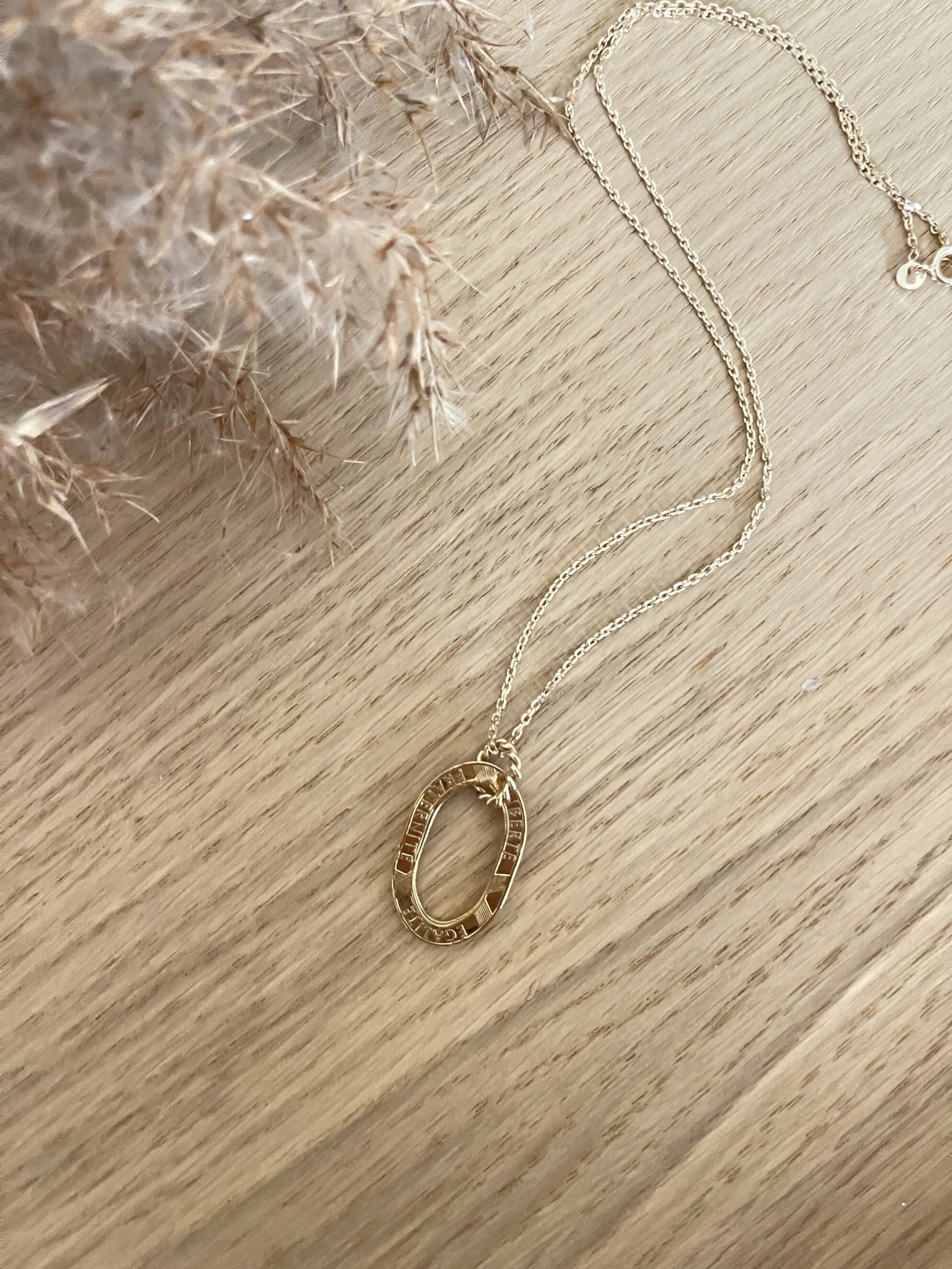 Le P’tit Franc Égalité collier pièce 10 francs anneau strié