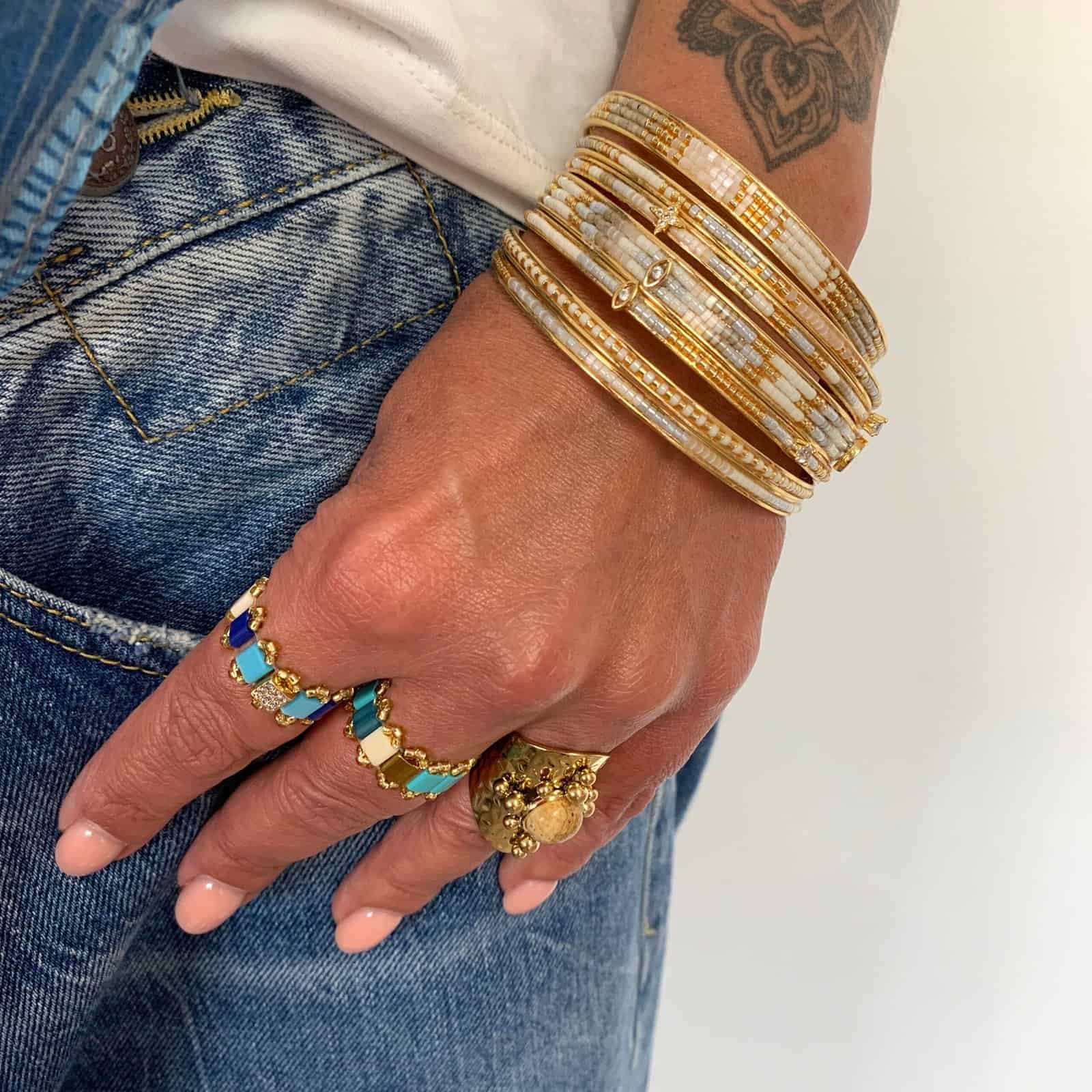 Hypnochic Symbols set 7 bracelets joncs dorés Miyuki