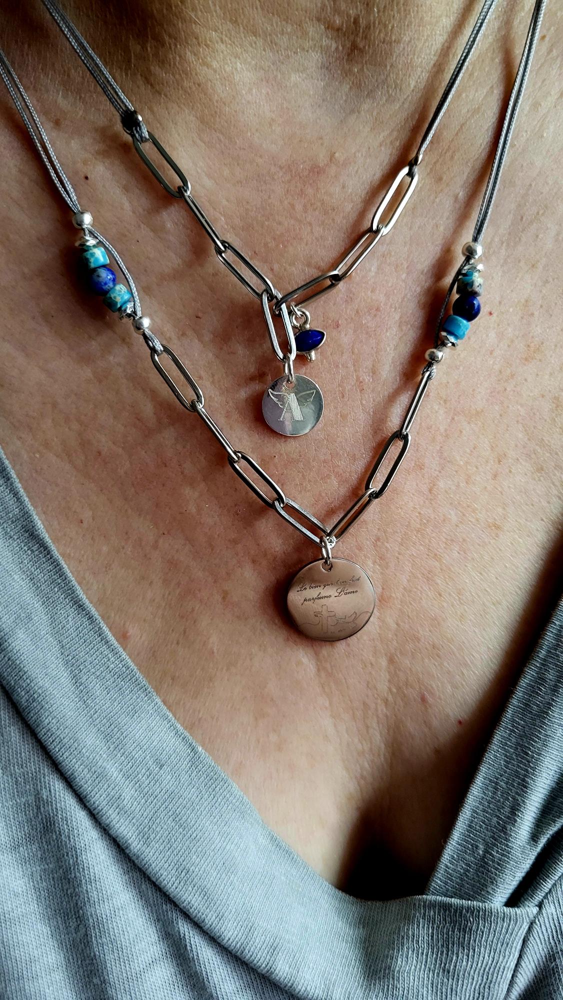 Les Ailes de Gloria Mon Equivoque collier argent gravure