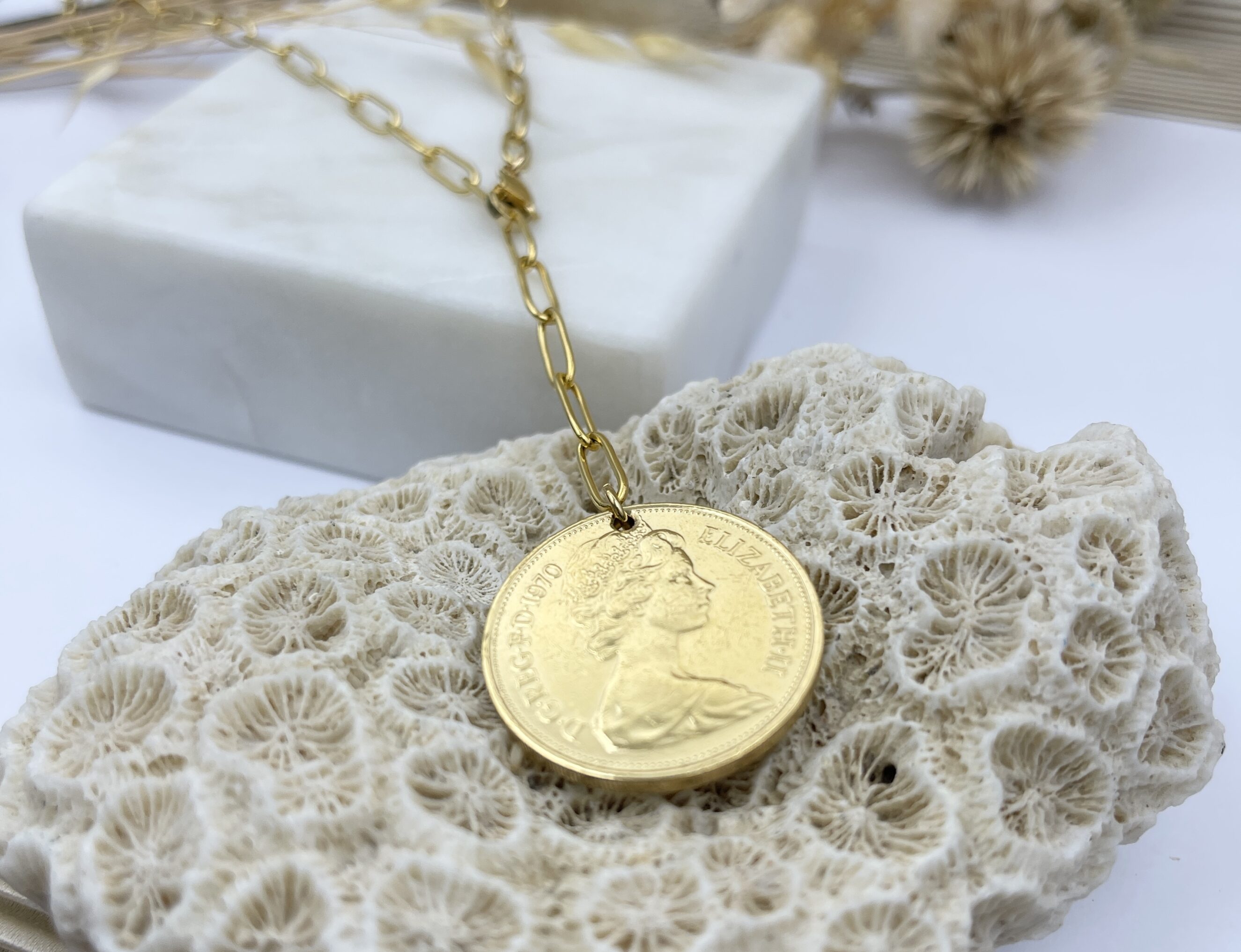 Le P’tit Franc Collier 10 Pence collier pièce anglaise chaîne 45 cm or