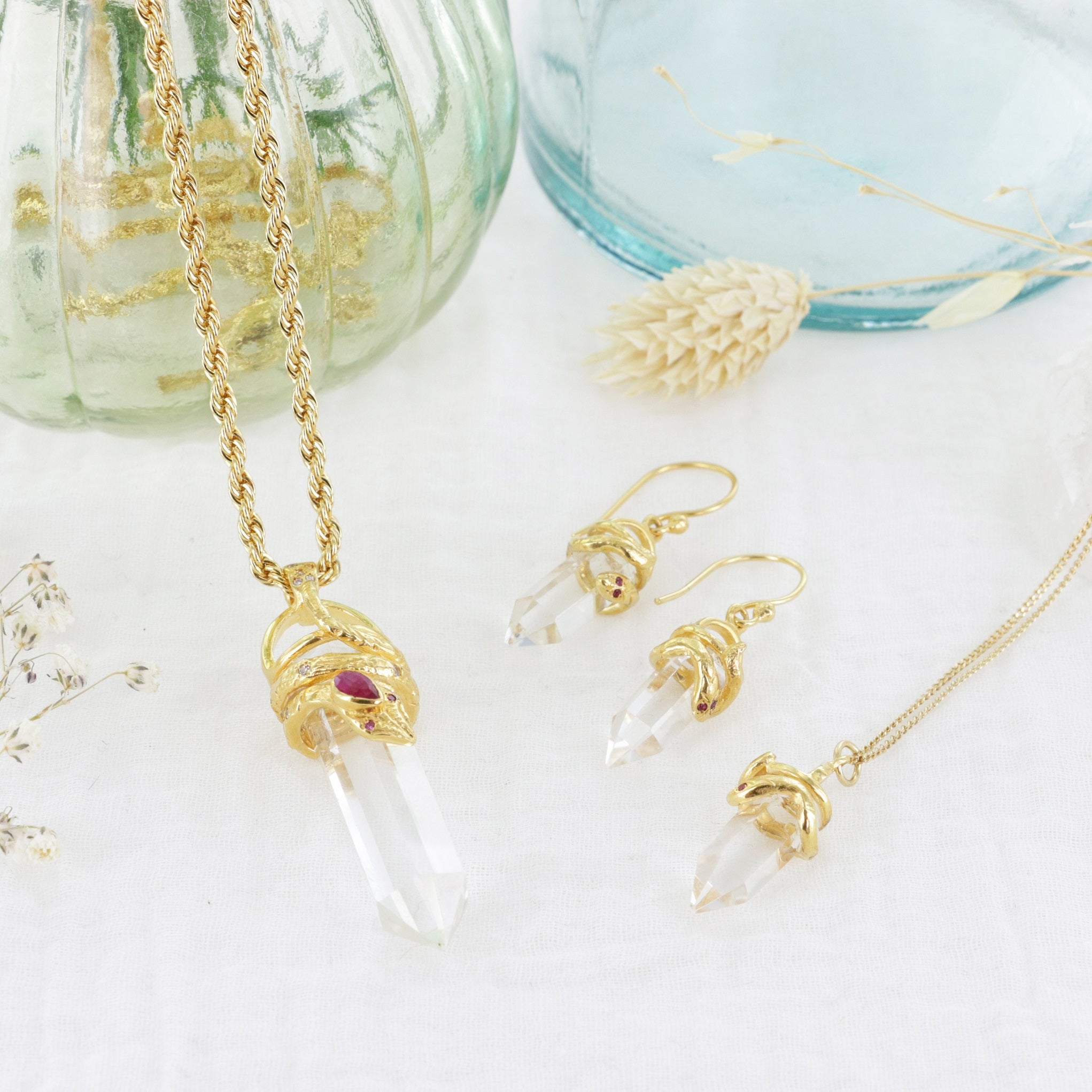 Leticia Ponti Snake collier pendentif cristal rubis