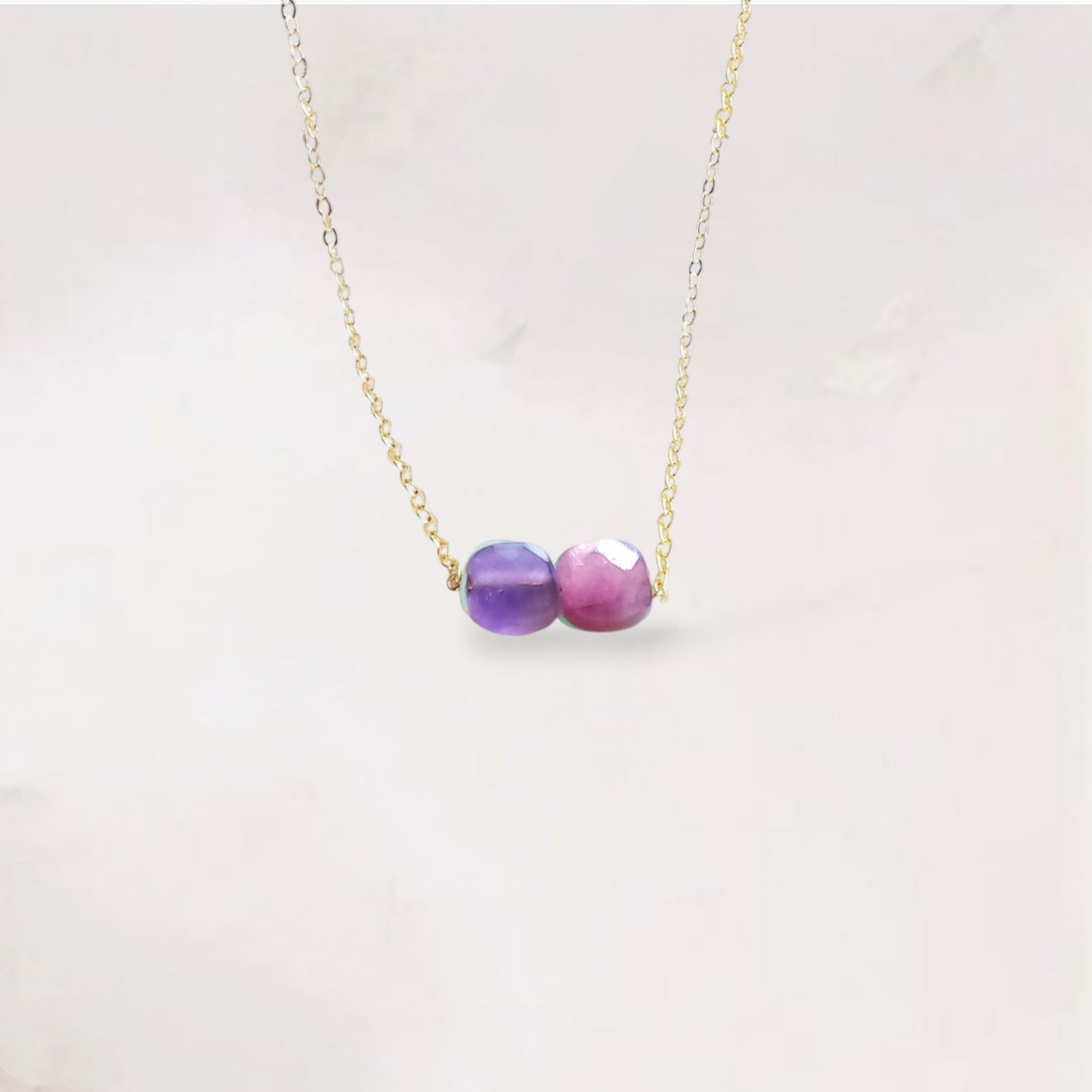 Ô PLUM ALIÉNOR collier rubis améthyste plaqué or 39/42 cm