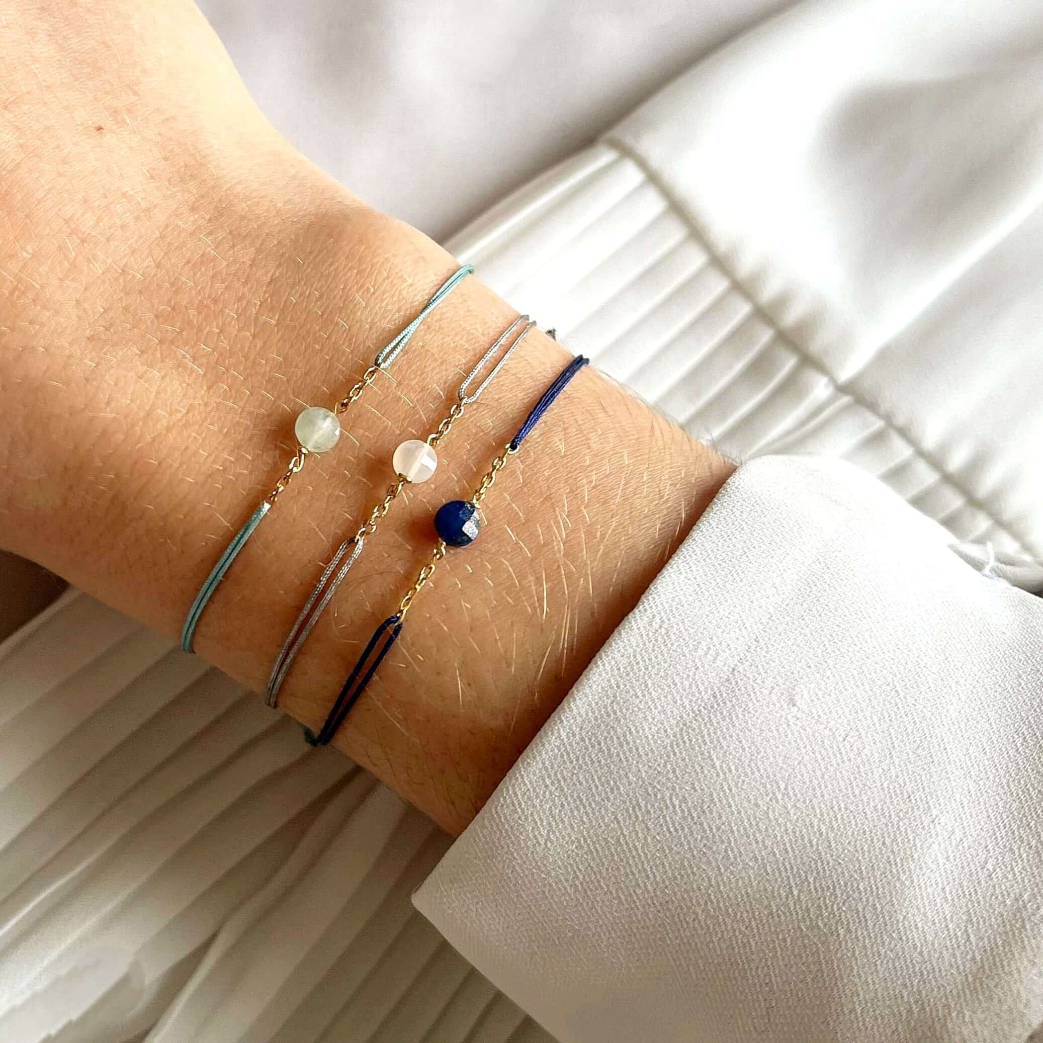 Ô PLUM Bracelet cordon mini Lapis-Lazuli plaqué or marine