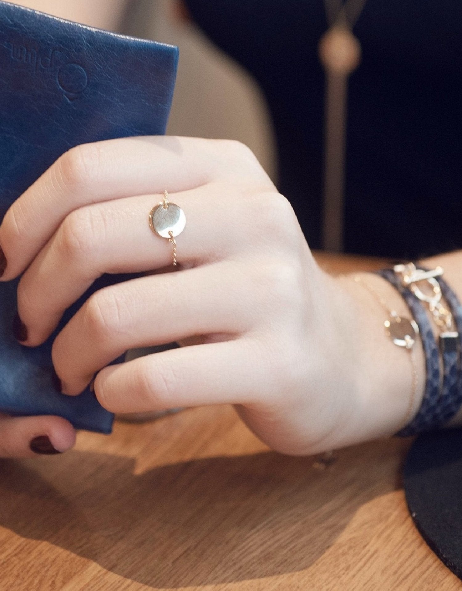 Ô PLUM Bagues Bella Donna bague plaqué or pastille 50