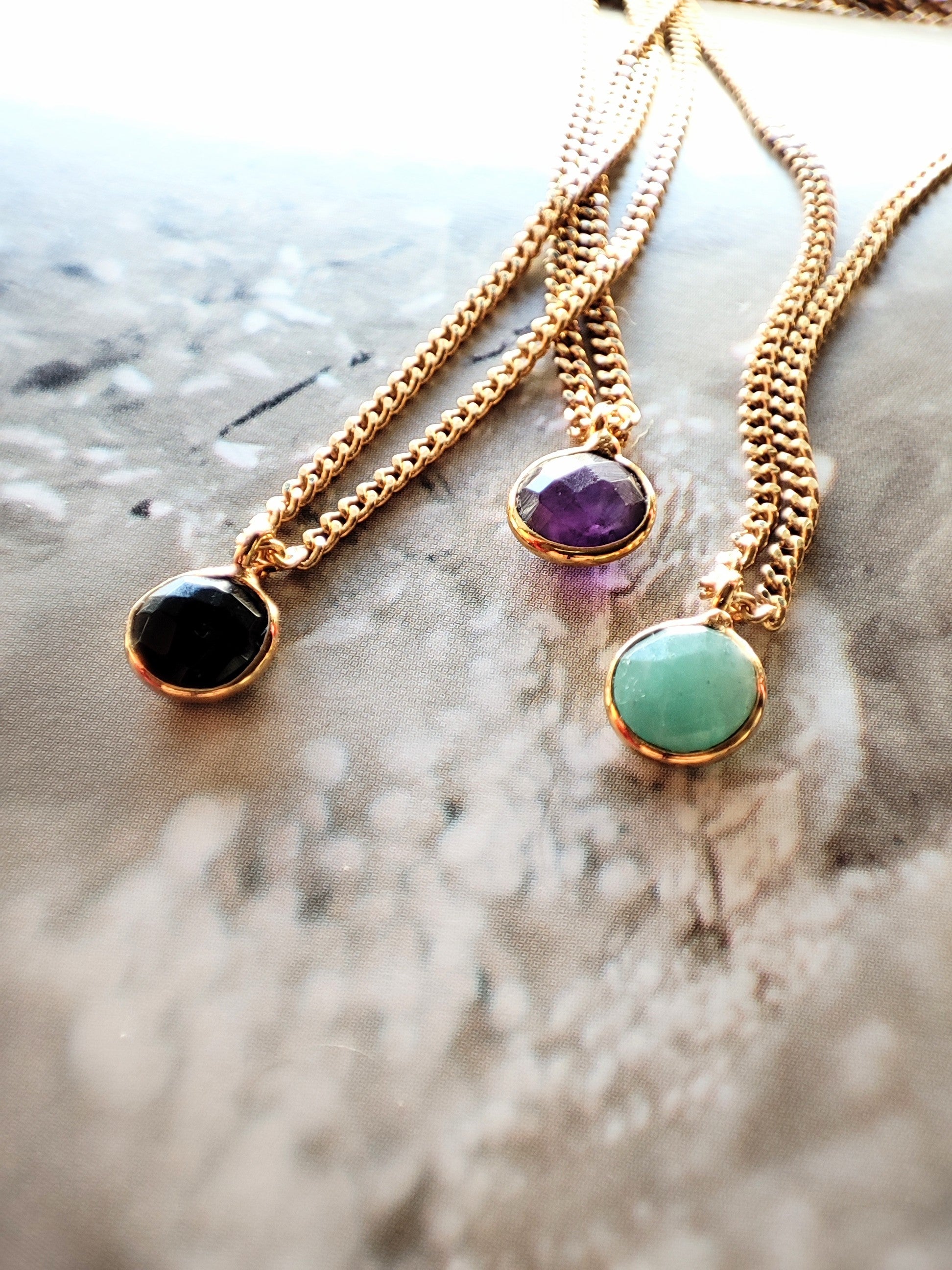 Ô Plum Léonie collier spinelle plaqué or 39/42 cm