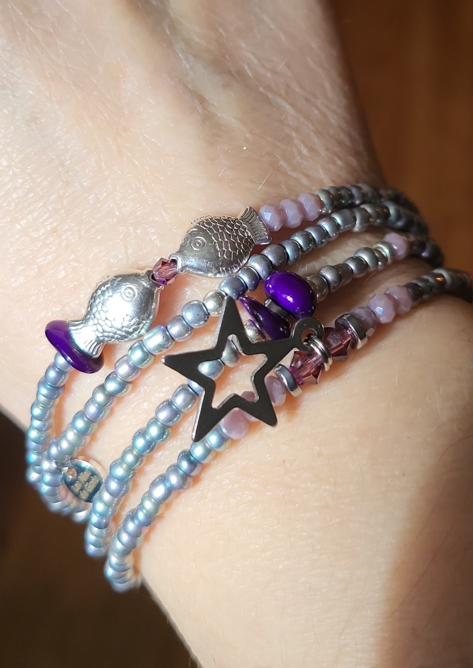 Les Ailes de Gloria XXL Fish Purple bracelet multirangs violet