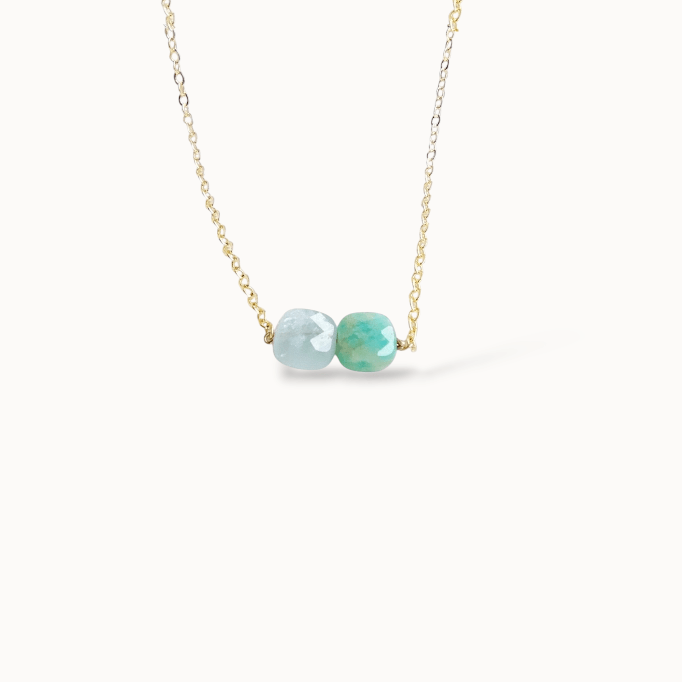 Ô PLUM ALIÉNOR collier pierre de lune plaqué or 39/42 cm