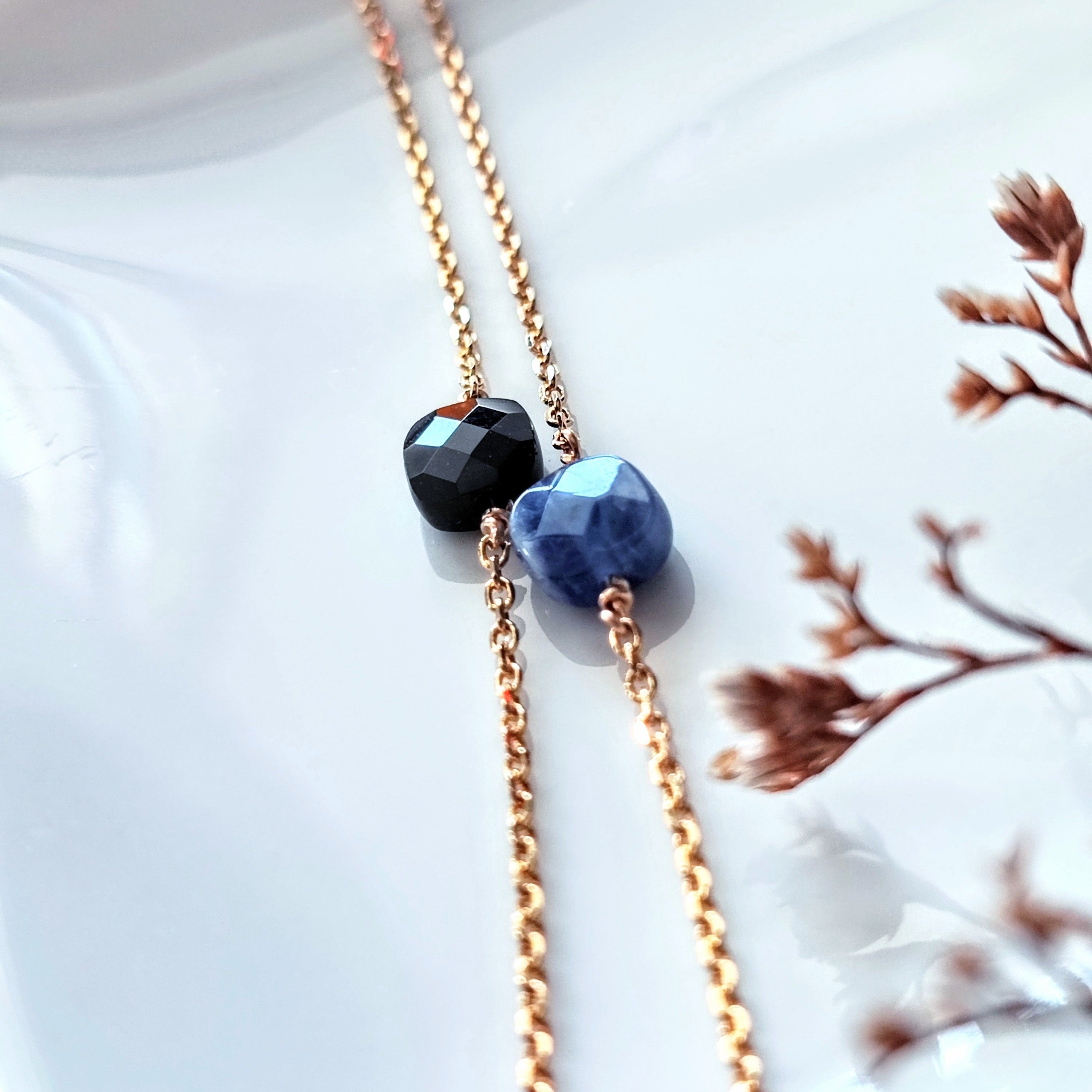 Ô PLUM Charlie Agate noire bracelet plaqué or chaîne ajustable