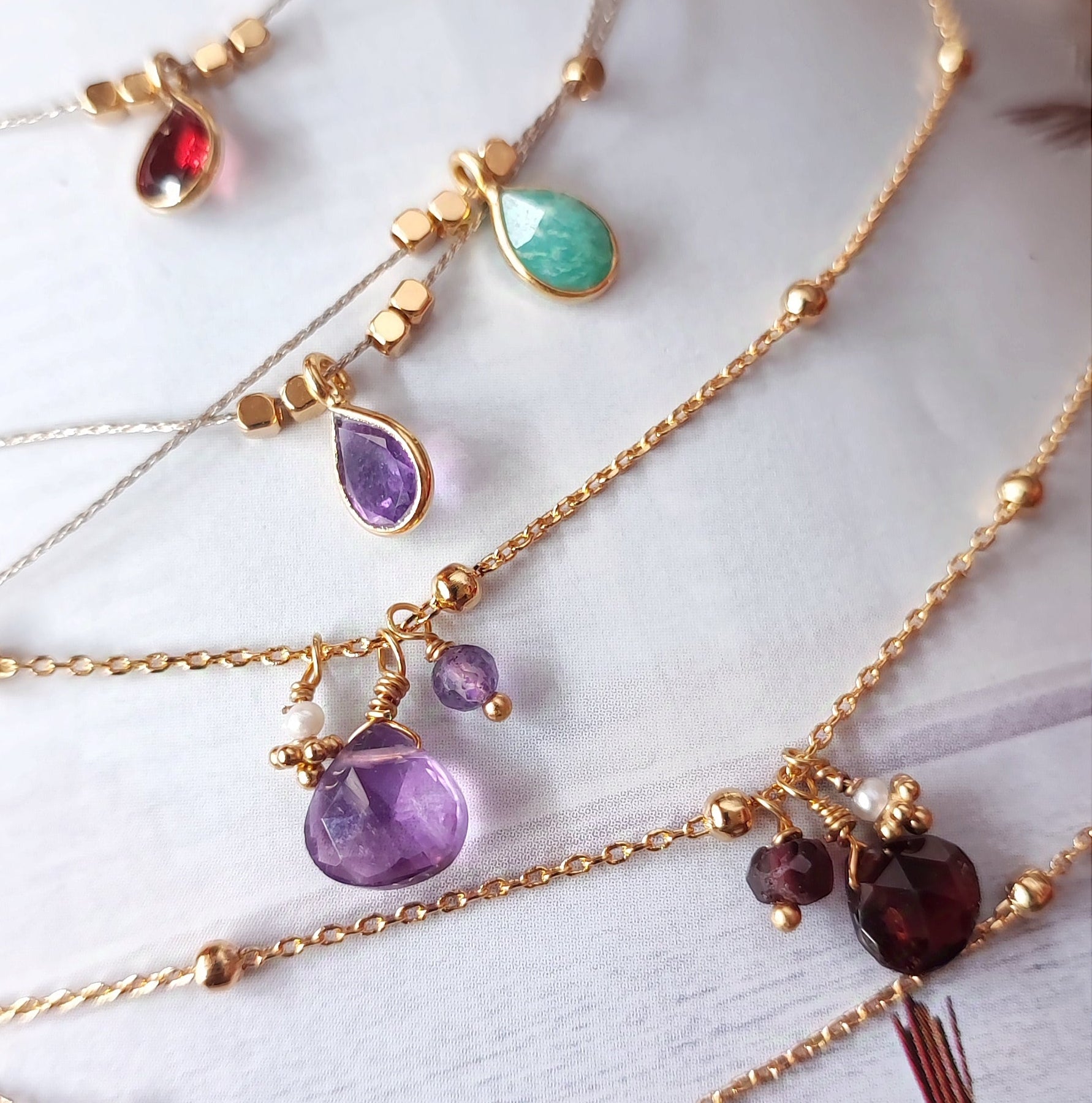 Ô Plum Colliers Grappe collier améthyste perle plaqué or 50cm