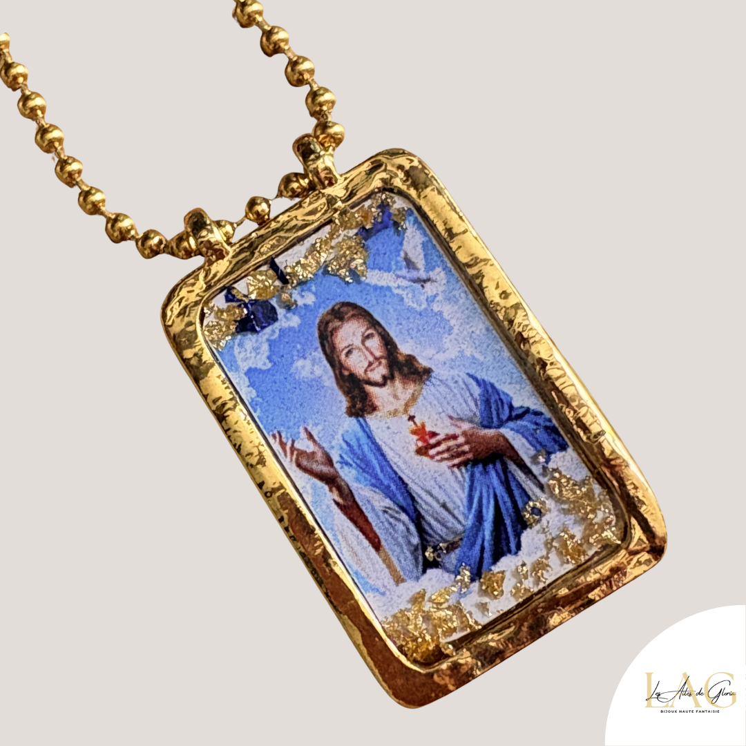 Les Ailes de Gloria Flamme Céleste sautoir scapulaire femme