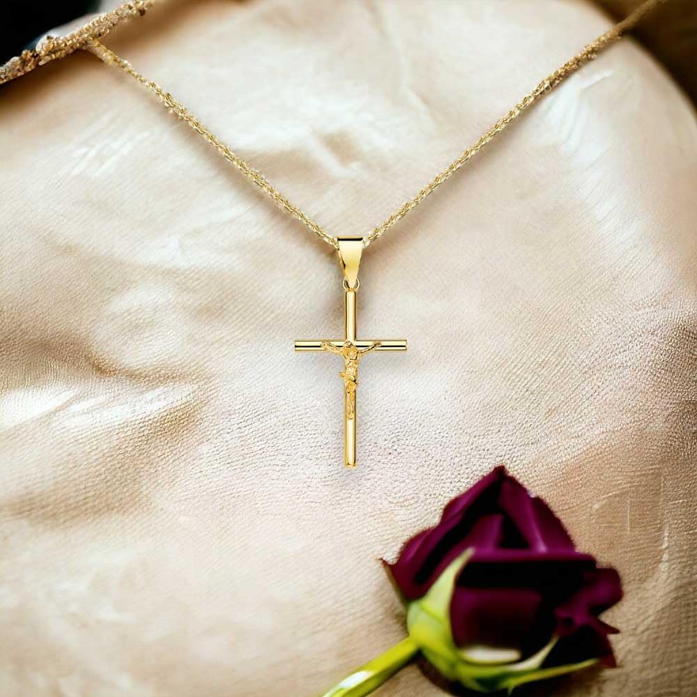 L'Atelier d'Azur collier médaille croix Christ or 750 chaîne offerte