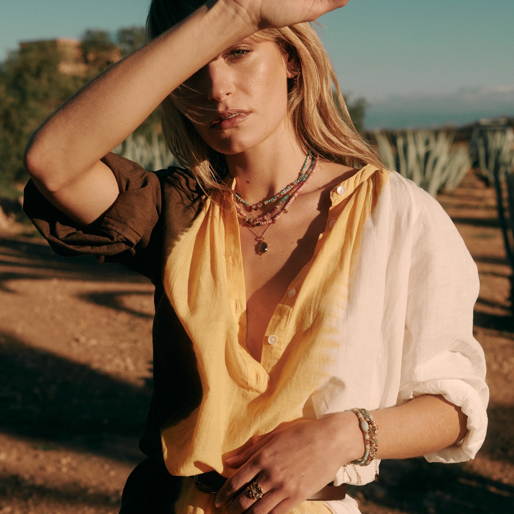 Leticia Ponti Dayra choker pierre de lune plaqué or 35 cm