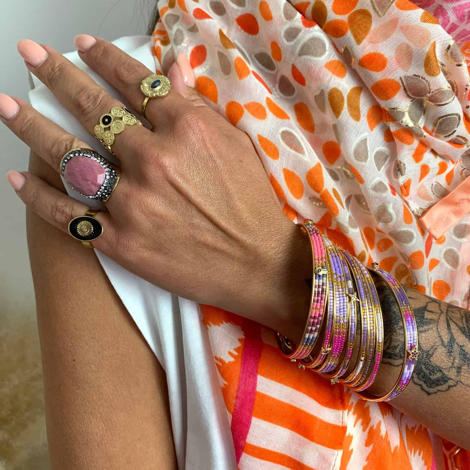 Hypnochic Symbols set 7 bracelets joncs dorés Miyuki
