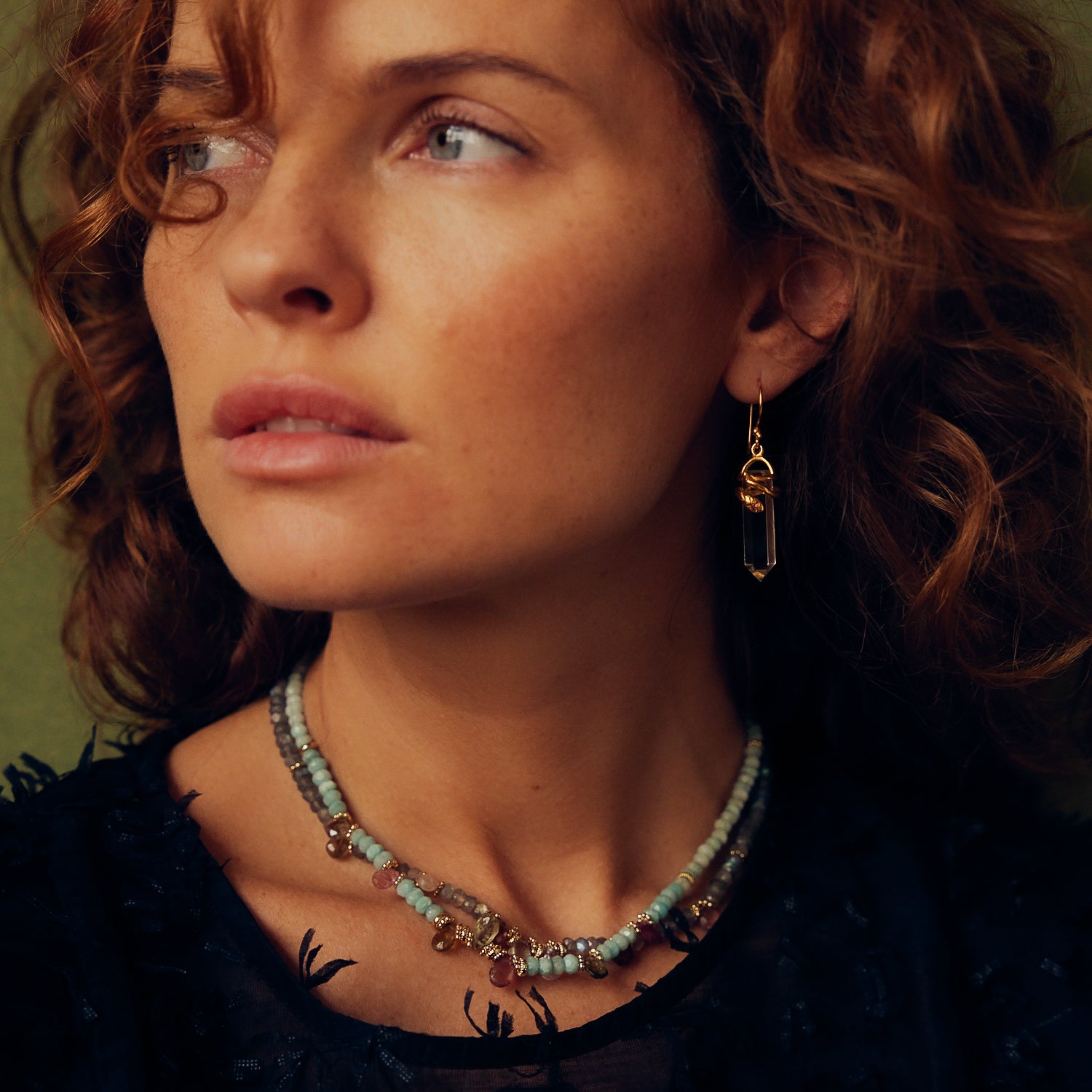 Leticia Ponti Snake boucles cristal rubis zircons plaqué or