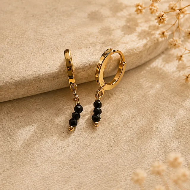 Ô PLUM Mini Créoles Tige Spinelle boucles d'oreilles plaqué or
