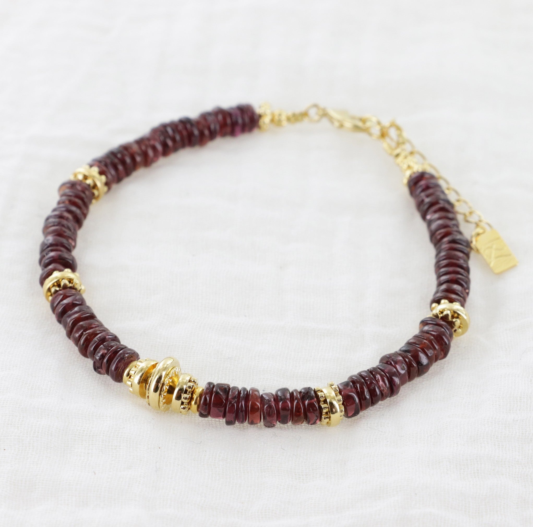 Leticia Ponti Sofi bracelet plaqué or grenat 17 cm