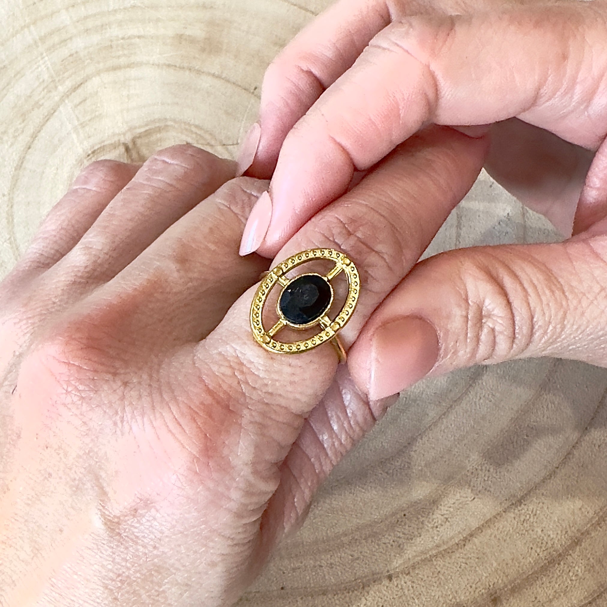 MAD SO CREATION Onyx bague pierre noire doré T53-57