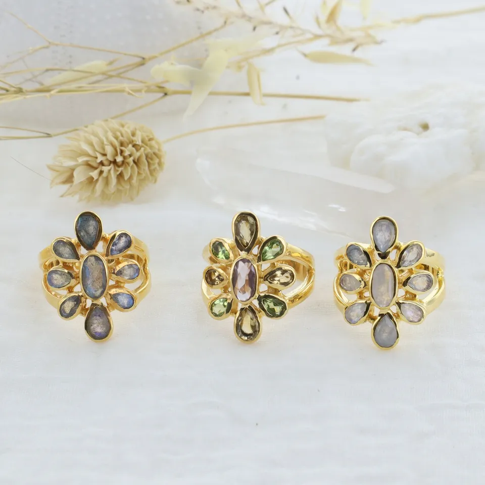 Leticia Ponti Lily bague multi pierres ajustable