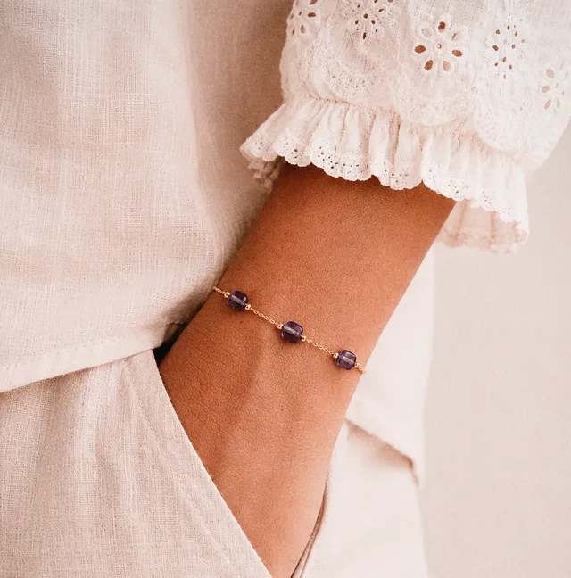 Ô PLUM Bracelet ELLA trois améthystes bracelet plaqué or