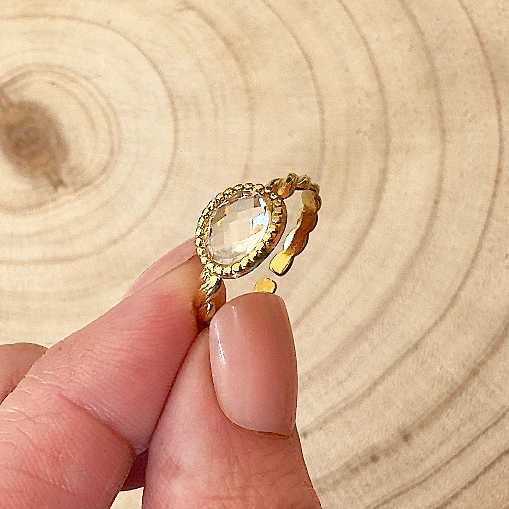 MAD SO CREATION Anastasia bague cabochon cristal doré ajustable
